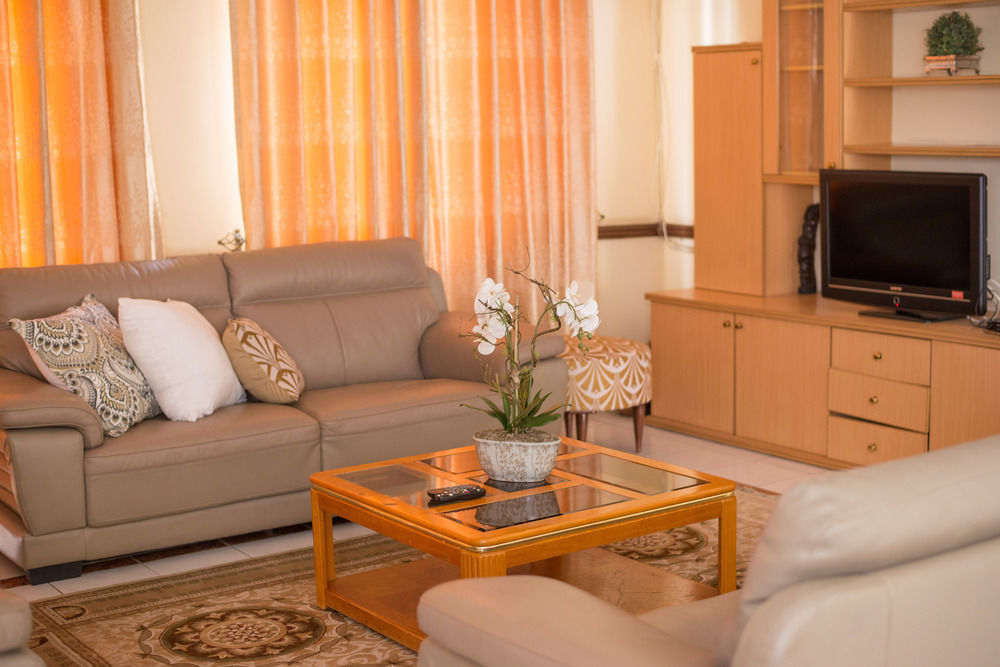 Eden Villas ฮาราเร ภายนอก รูปภาพ